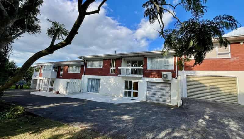 2/105 Landscape road, Mount Eden