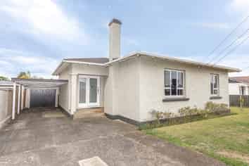 25 Fergusson Street, Springvale