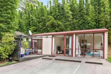 24b Glenfinn Place, Massey