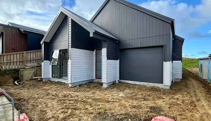 88 Huanui Drive, Orewa