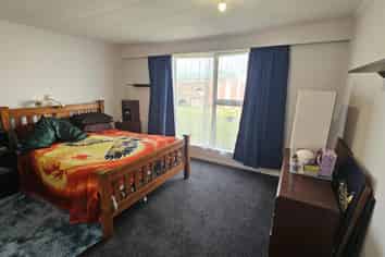 101 Broadway, Waitara