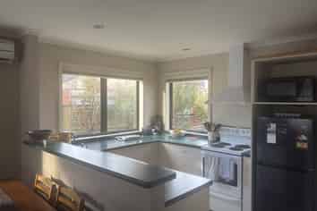 204B South Road, Caversham