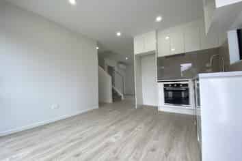 16B Cardiff Road , Pakuranga