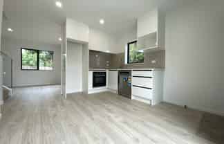 16B Cardiff Road , Pakuranga