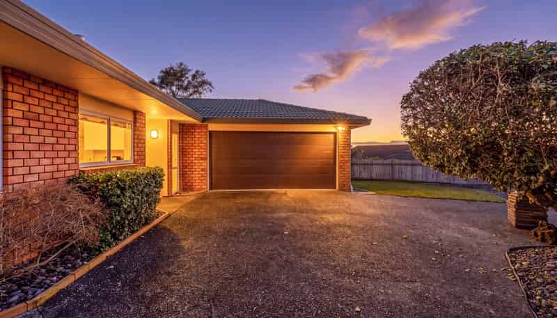 6 Vivaldi Place, Mount Roskill