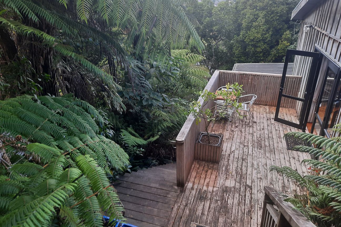 Spacious Family Home in a Peaceful Bush Setting - Glenfield - Ansicht 2