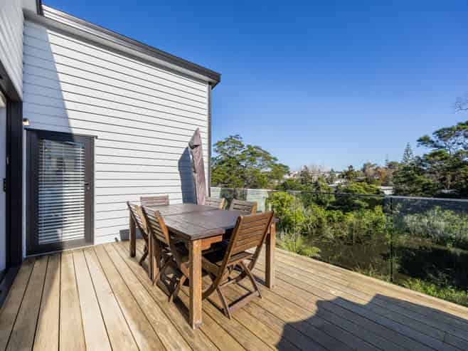 23C Stephanie Close, Glenfield