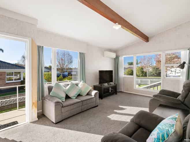 33 Domain Street, Waiuku