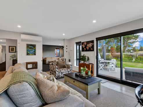 3 Cox Lane, Amberley
