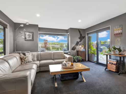 3 Cox Lane, Amberley