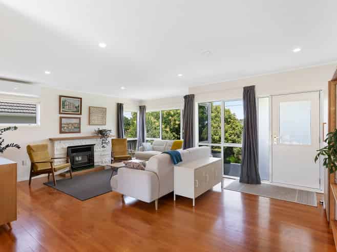 1 Mackwood Place, Birkdale