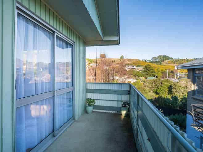 11 Bell Crescent, CONCORD
