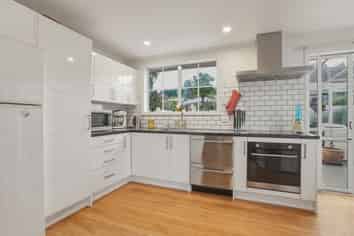 3 Spiers Road, Halfway Bush
