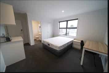 2b/20 Cameron Road, Hillcrest