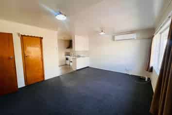 4/12 Cambourne Road, Papatoetoe