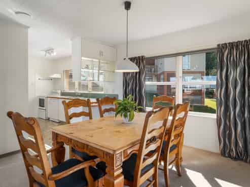 109 Kingsford Place, Thames