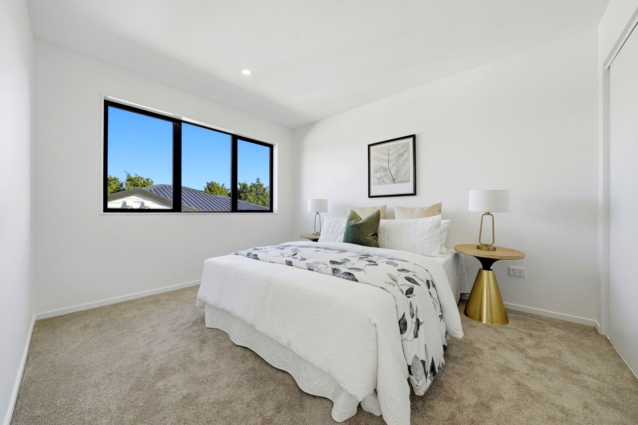 Brand New | Reserve Living | Double Garage - Fler