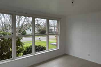 15 Duff Crescent, Highbury