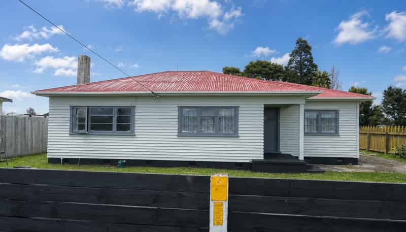 64 Dundas Road, Sanson