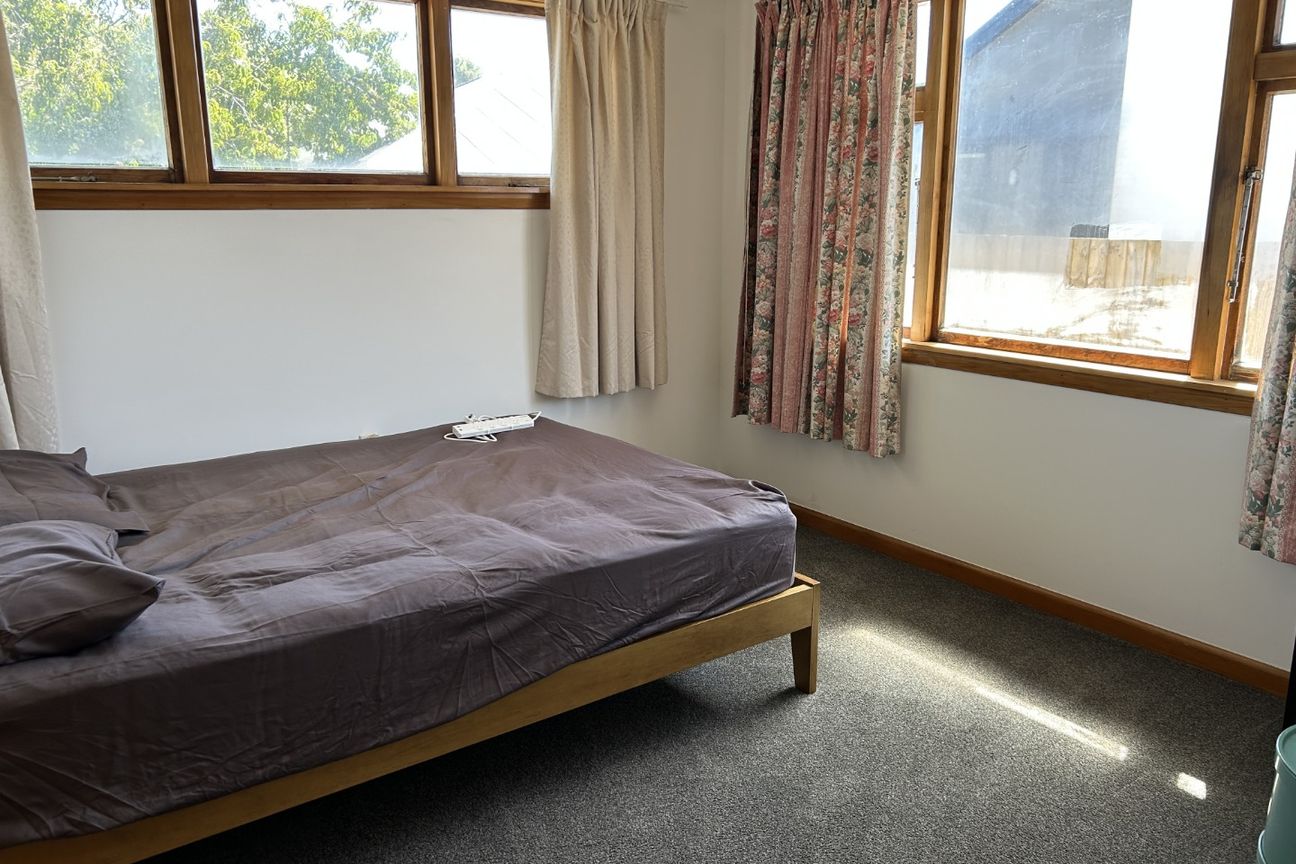 Four Bedrooms + An Extra Study/Office - Vista 2