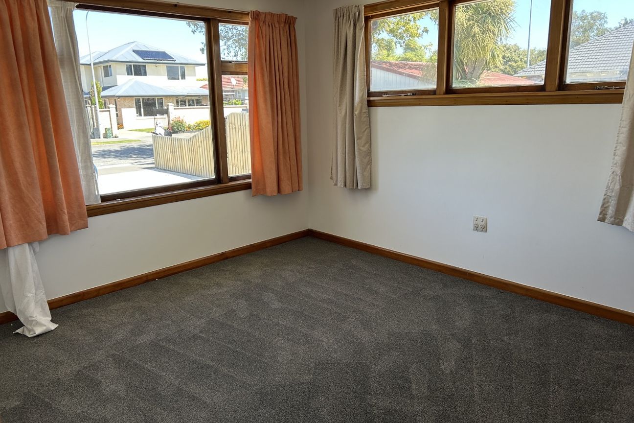 Four Bedrooms + An Extra Study/Office - Vista 6