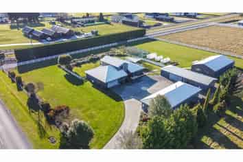 150 Racecourse Road, Allenton