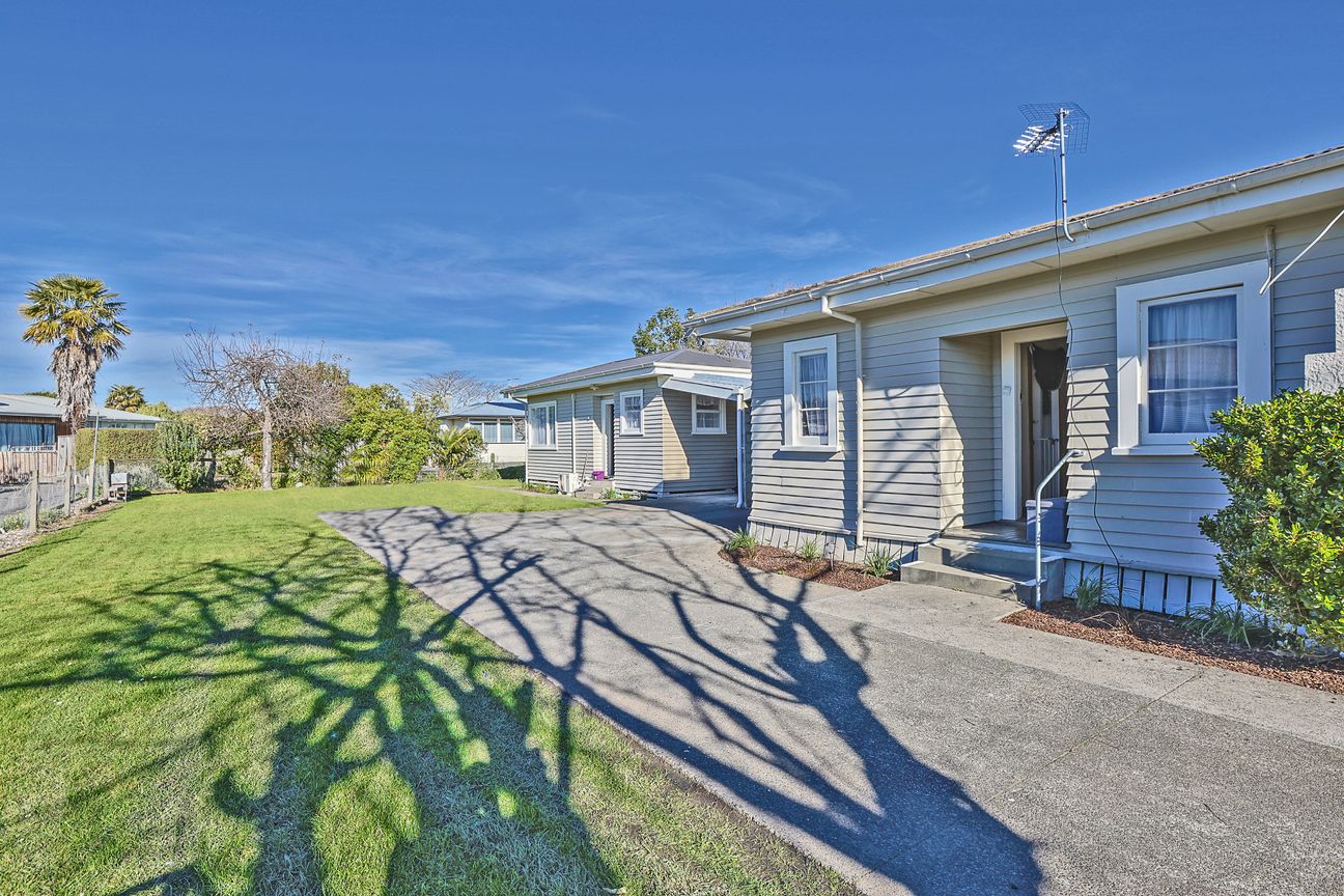 Two Homes - Outstanding Investment Opportunity! - Bild 3