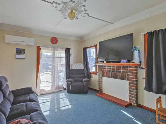 203 Park Road North, Parkvale