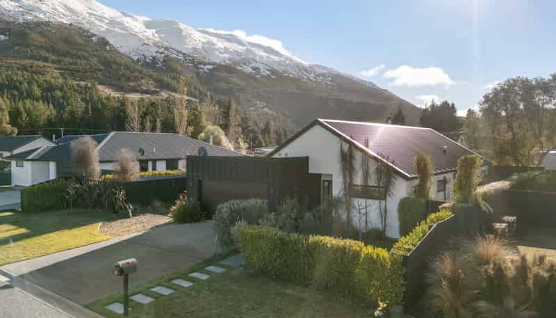 15 Edna Lane, Lake Hawea