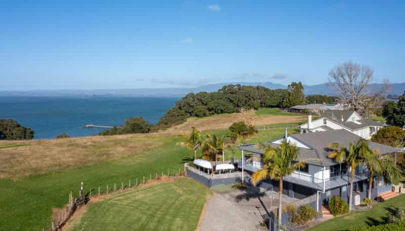 3 Esplanade Rd, Tahawai