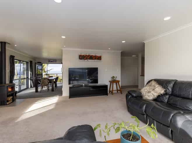 3 Esplanade Rd, Tahawai