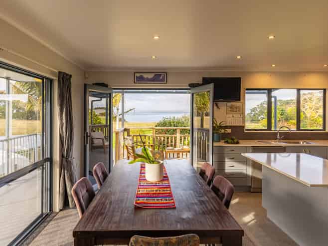 3 Esplanade Rd, Tahawai