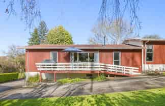 96B Grand Vue Road, Kawaha Point