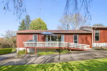96B Grand Vue Road, Kawaha Point