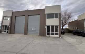Functional industrial unit - office and warehouse