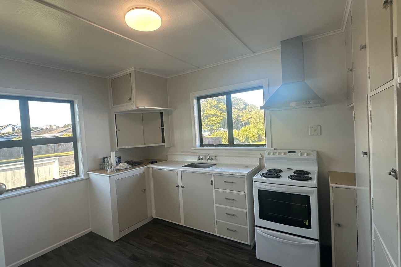 Sunny 3 bedroom family home - Widok 4