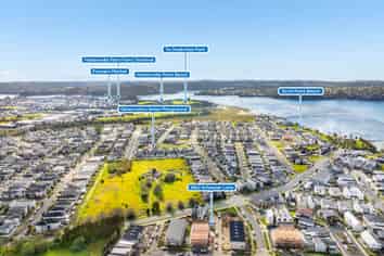 9 & 11 Schooner Lane, Hobsonville