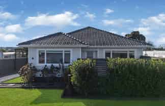 26 Buckland Road, TUAKAU