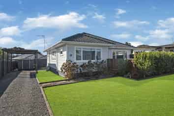 26 Buckland Road, TUAKAU