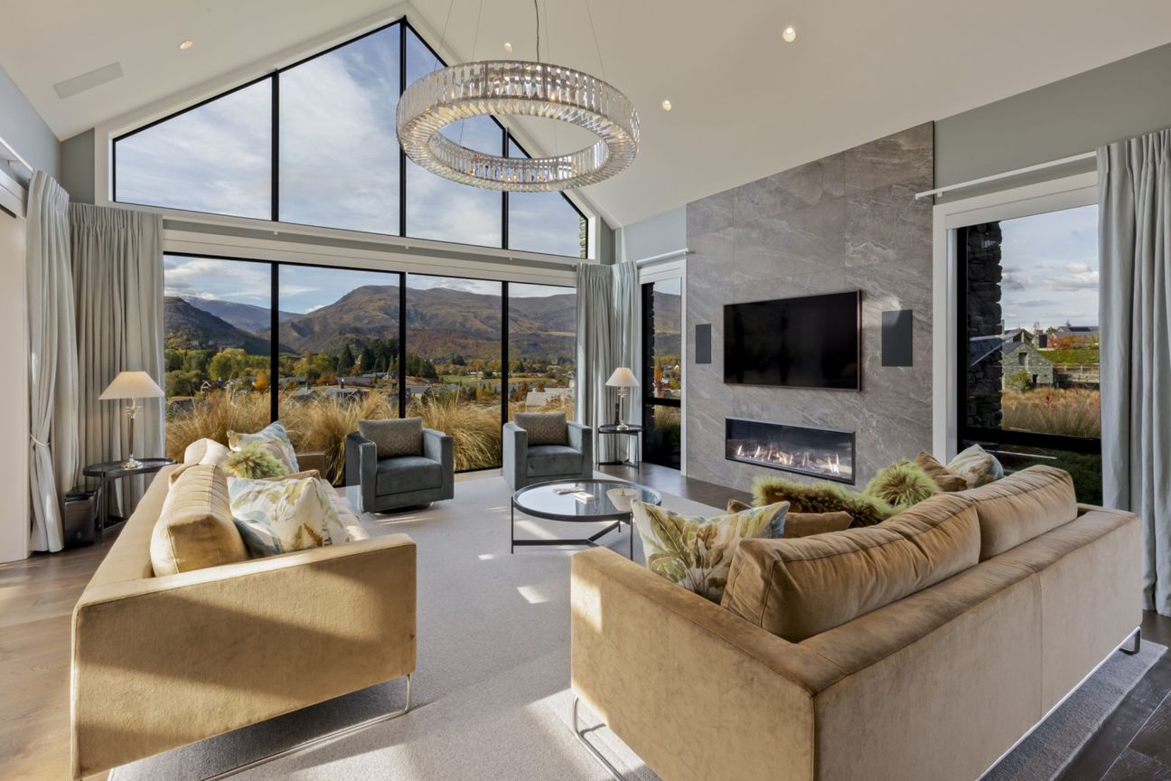 A Striking Home of Timeless Presence - Bild 4