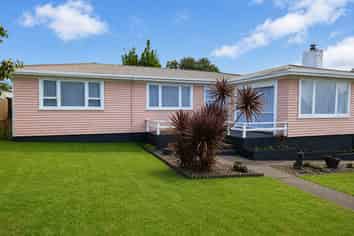 8 Tui Street, Kaikohe