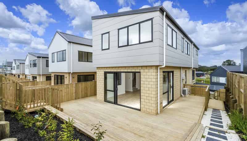 51 Sunny Heights, Orewa
