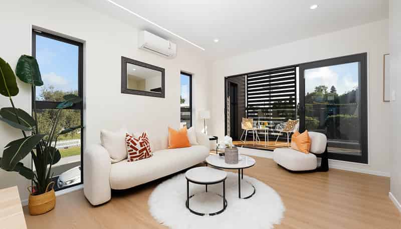 1, 2, 8/14 Woodford Avenue, Henderson