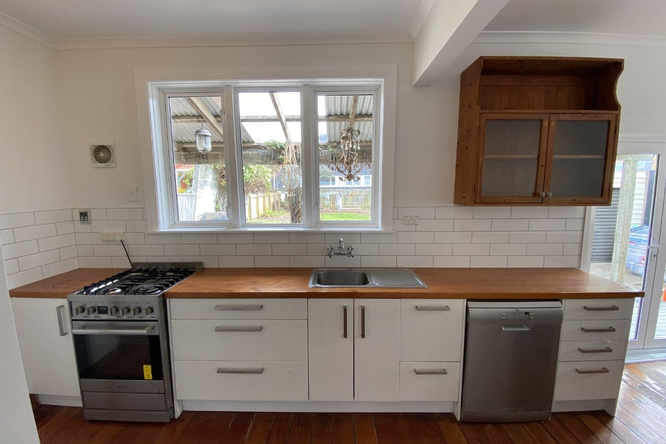 Charming 3-Bedroom Character Home in the Heart of Miramar – pohled 5