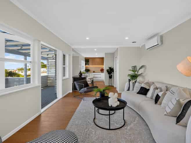 313 East Coast Road, Mairangi Bay