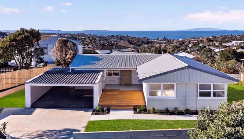 313 East Coast Road, Mairangi Bay