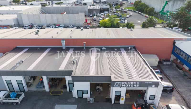 6 & 7/46 Hobill Avenue, Wiri