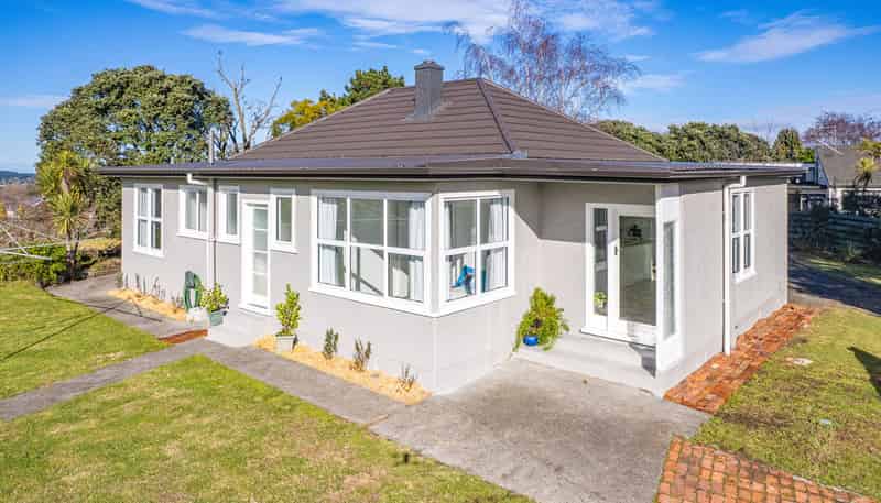 89 Great North Road, Saint Johns Hill