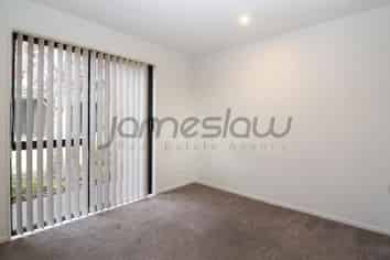1131A New North Road, Mount Albert