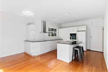 25 Apihai Street, Orakei